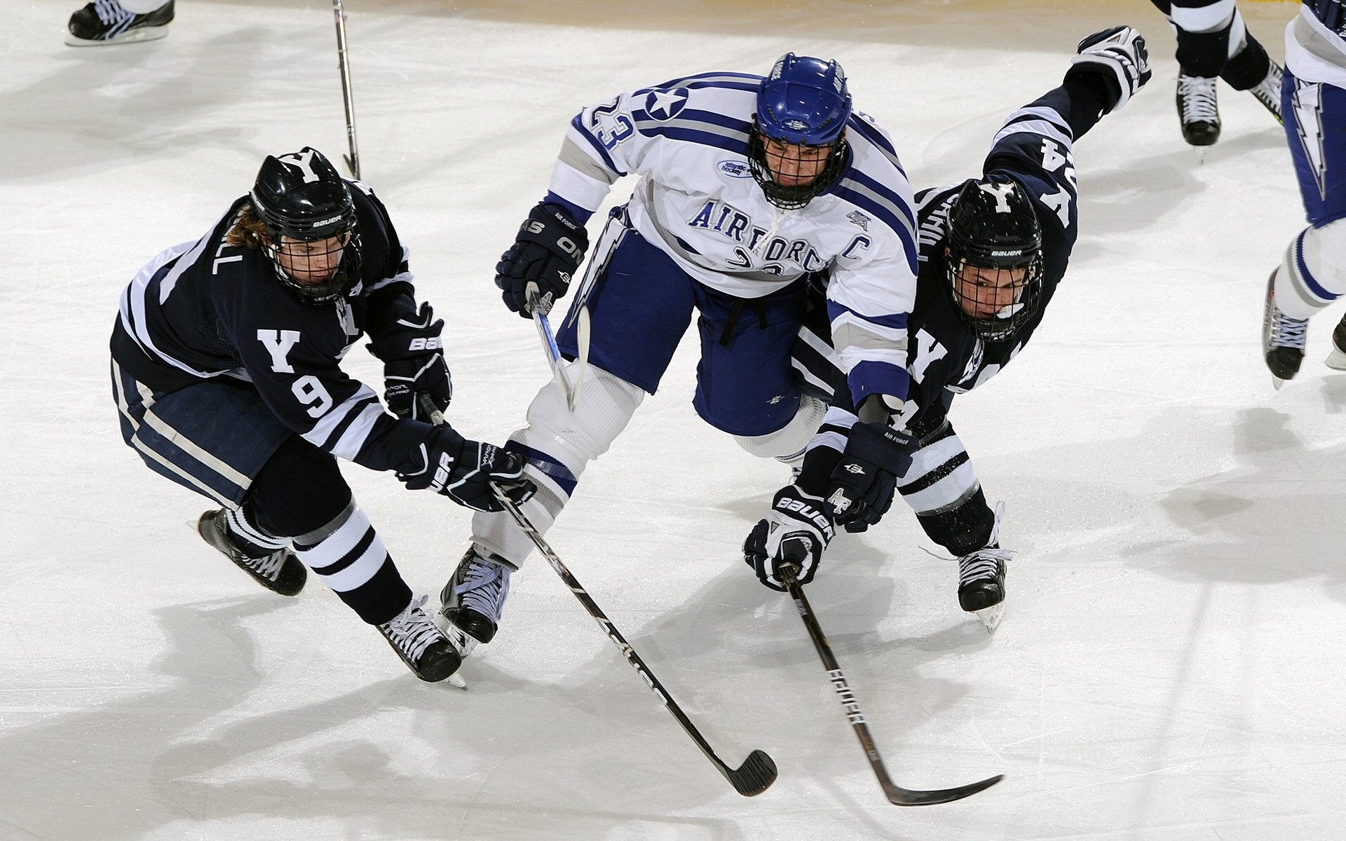 羽毛球赛季进入冲刺阶段竞争激烈,羽毛球新赛制