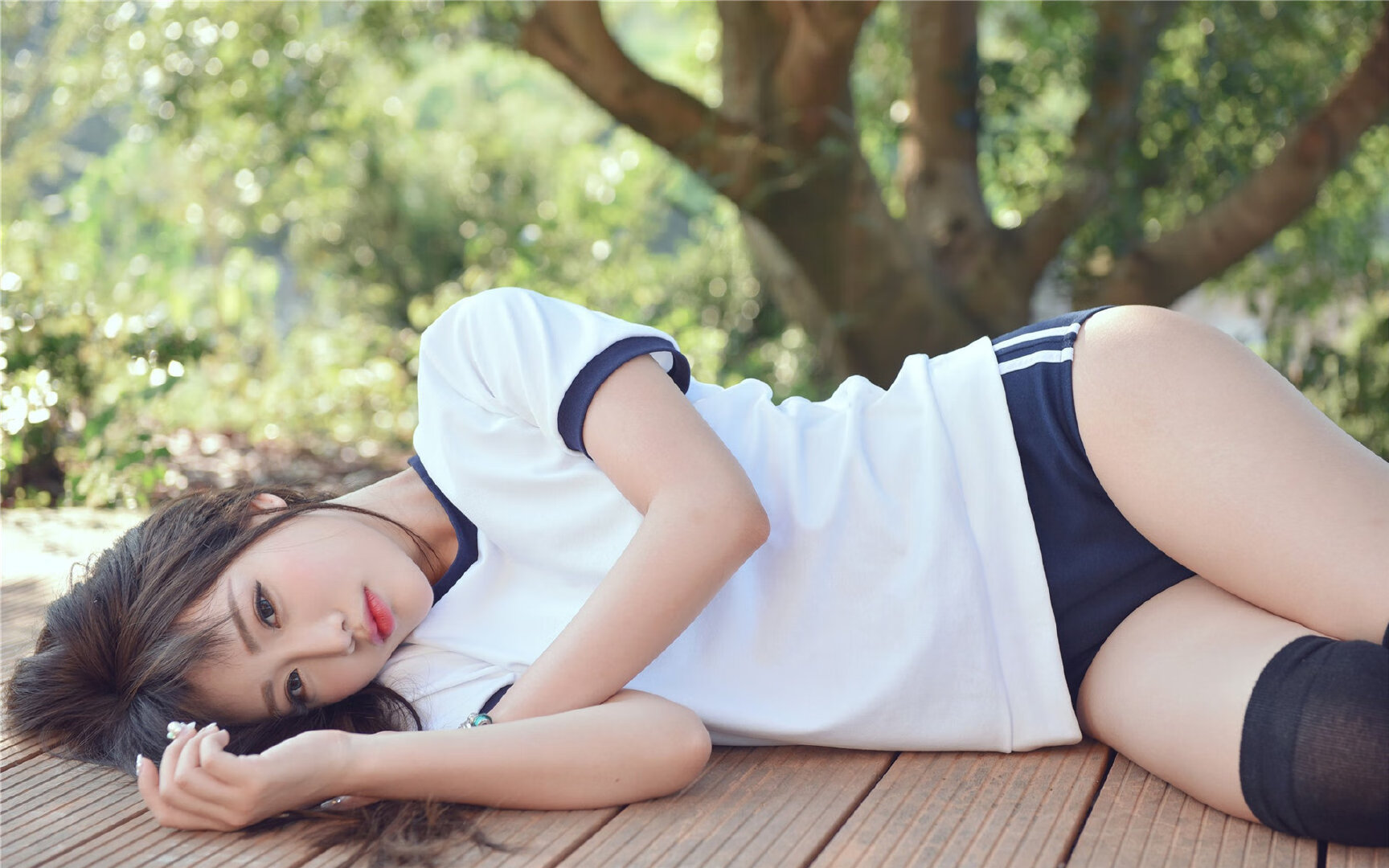 克莱尔·柯尔赞技术细腻领跑赛道,柯莱尔斯