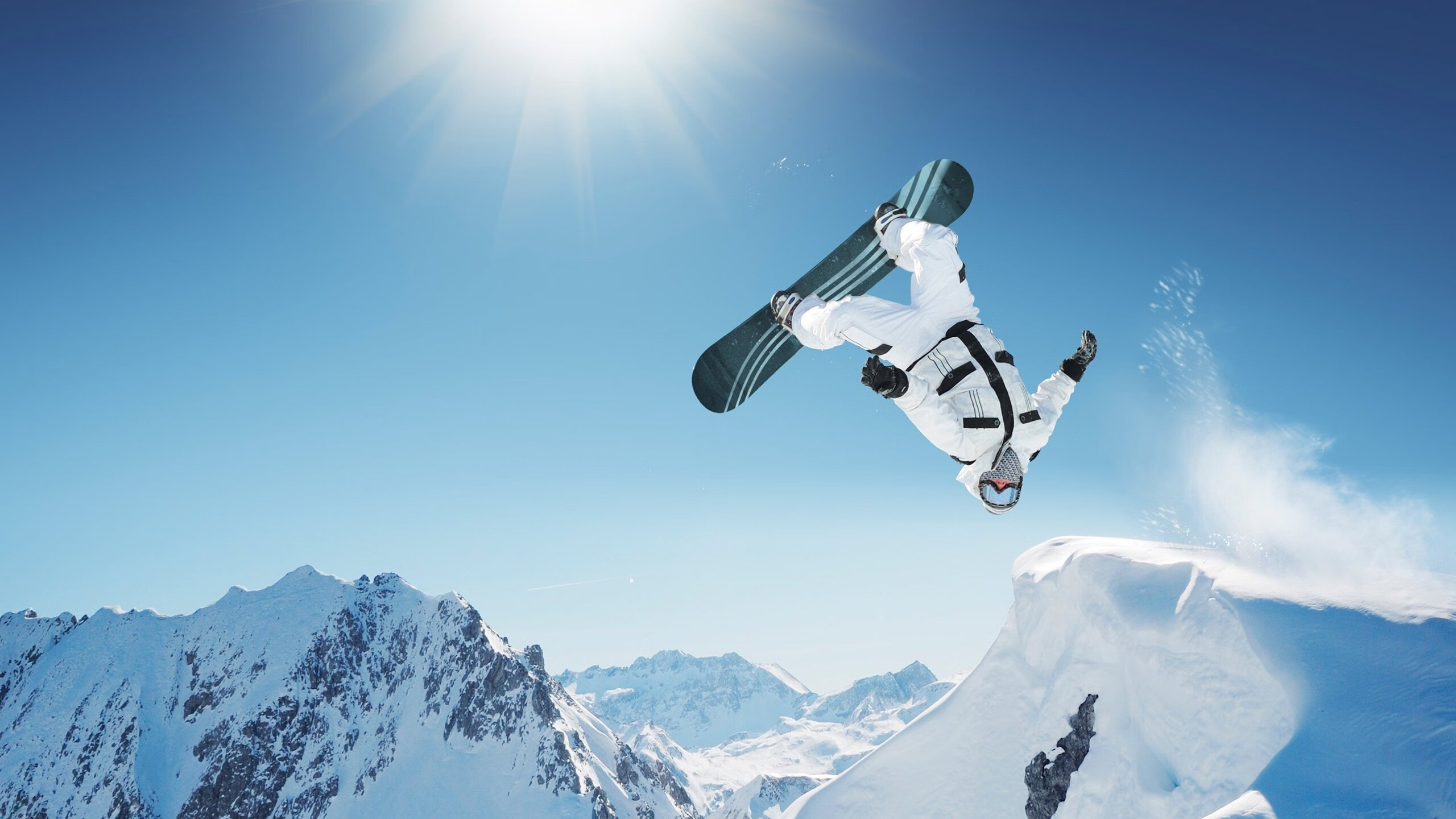 西甲赛场出现多场高难度进球,技艺超群,西甲赛季进球